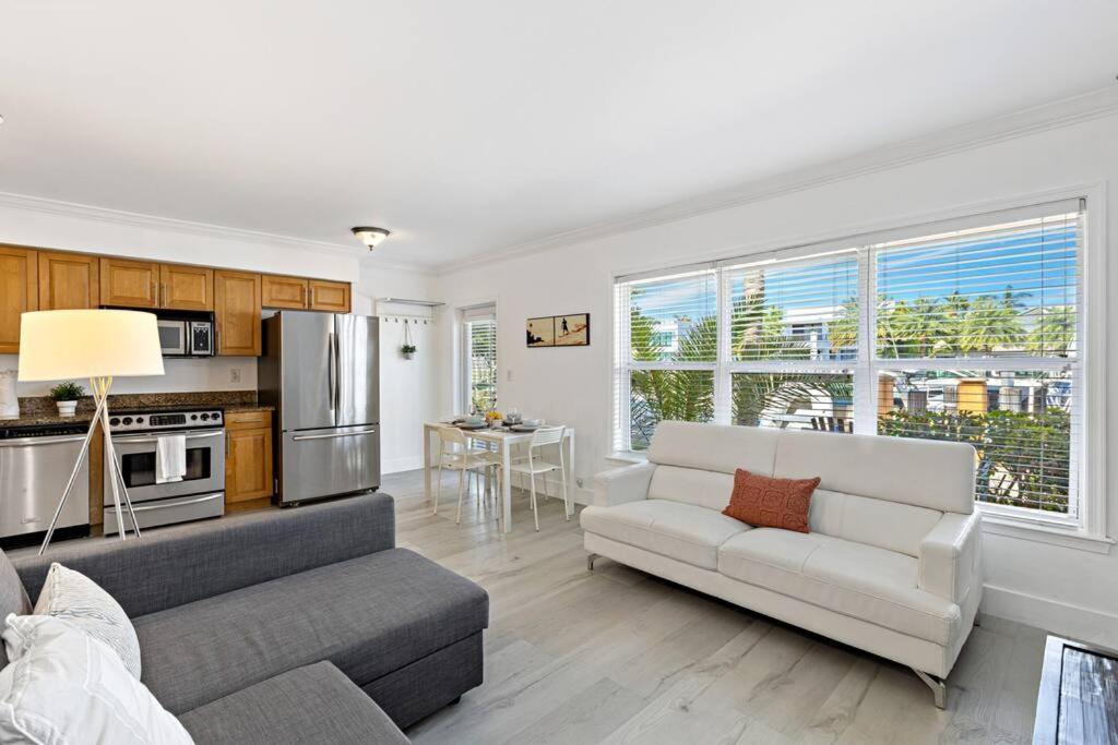 Las Olas Blvd Exclusive Apt With Waterview فورت لودرديل المظهر الخارجي الصورة